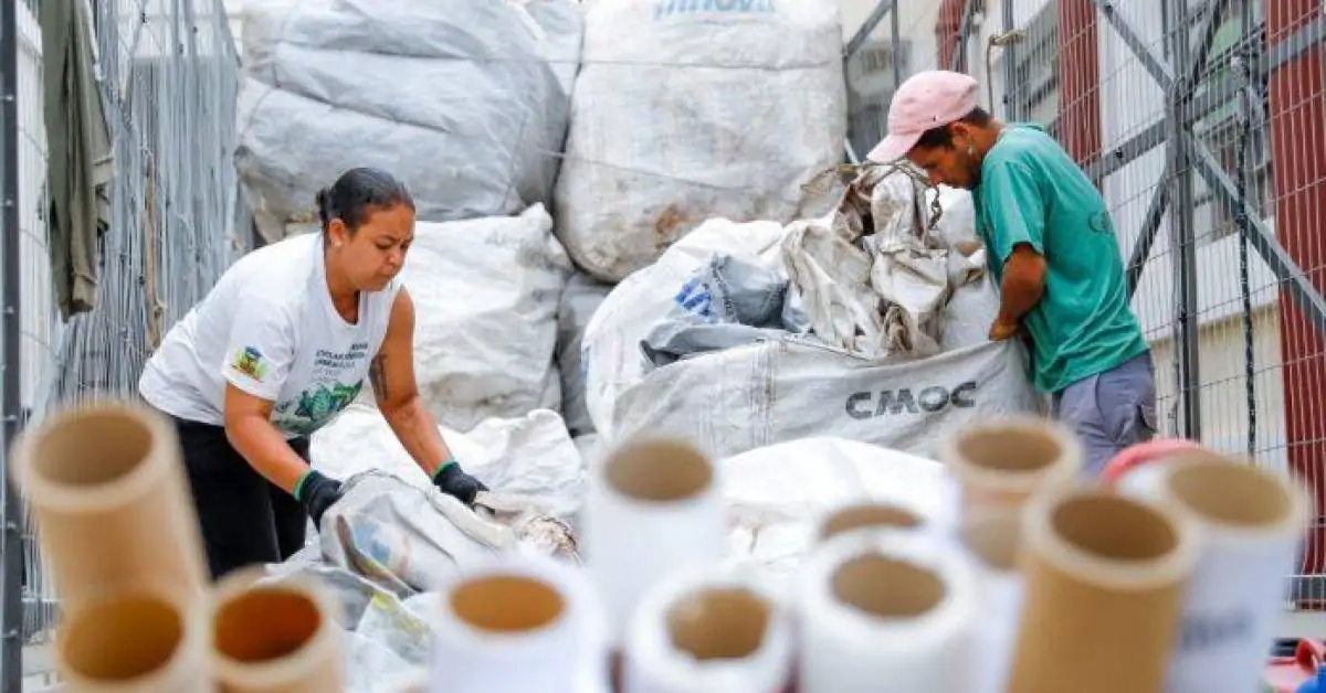 Começa coleta seletiva de recicláveis no calçadão e centro de Rio Preto