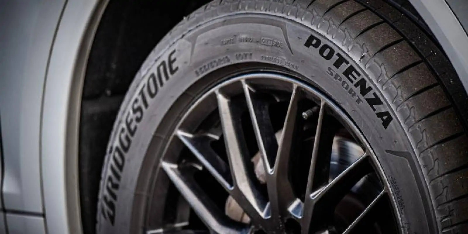 Transformar um pneu 'morto' num novo. O objetivo da Bridgestone no futuro