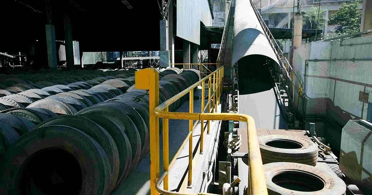 Tecnologia do coprocessamento transforma resíduos não usados na reciclagem em energia limpa em Corumbá