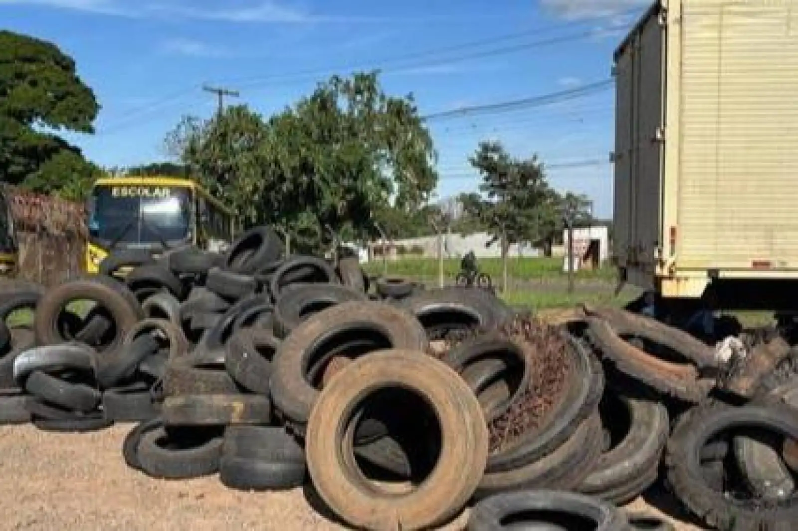 Ação da Prefeitura recolhe mais de 6 mil pneus descartados em Paranavaí