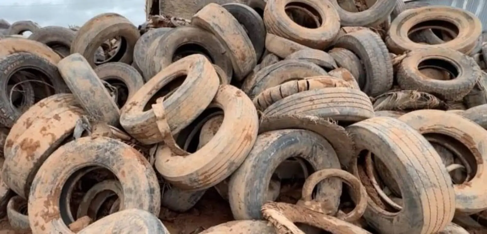 Ação de prevenção à dengue recolhe 115 toneladas de pneus em Matupá