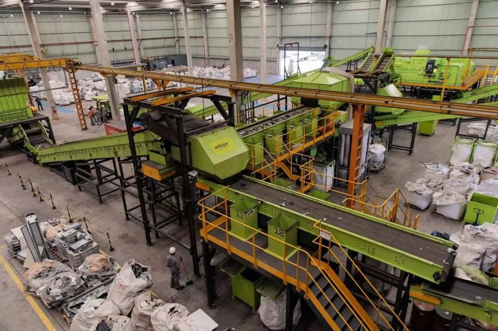 Ambipar amplia planta de reciclagem eletrônica em São Paulo