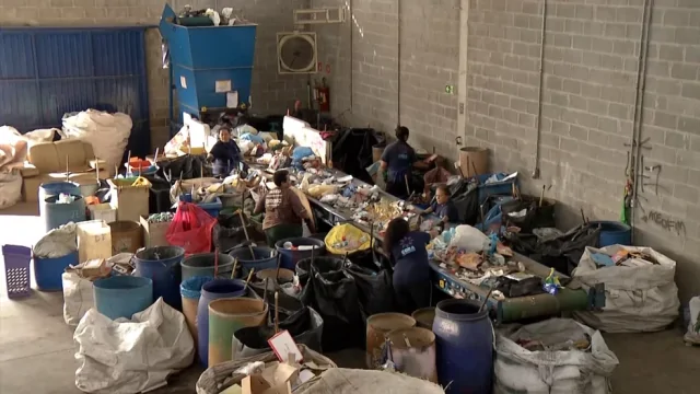 Aumento de reciclagem beneficia cooperativas e também ações solidárias no alto tietê