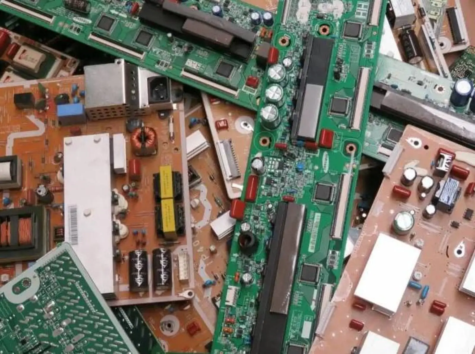 Brasil é o maior gerador de resíduo eletrônico da América do Sul