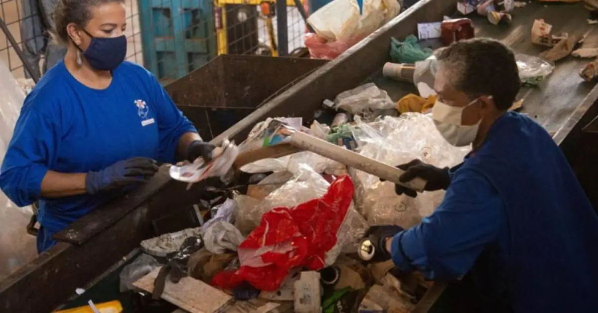 Brasil pode faturar R$ 1 trilhão com reciclagem de resíduos em 2027, afirma OCB