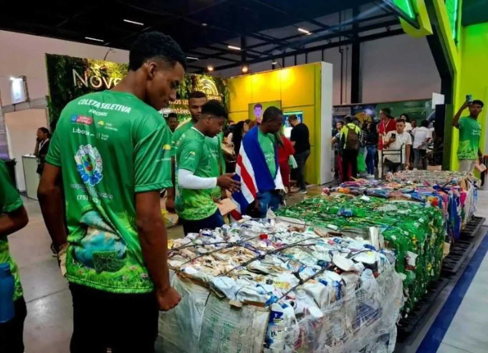 Catadores demandam investimentos para cadeia de reciclagem no país: 'É preciso apoio para cuidar do planeta'