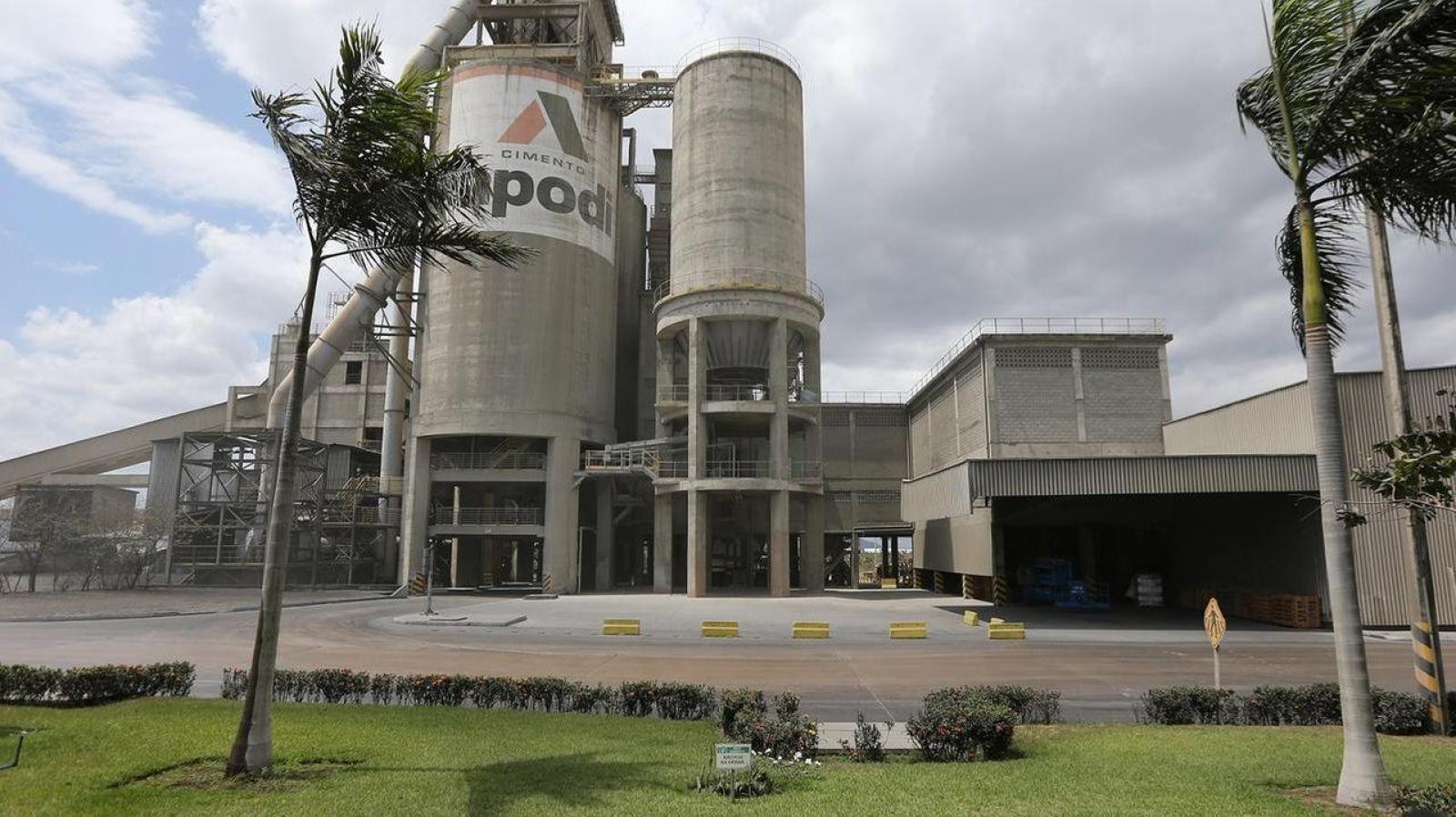 Cimento Apodi usa gases e pneus picados para produzir própria energia