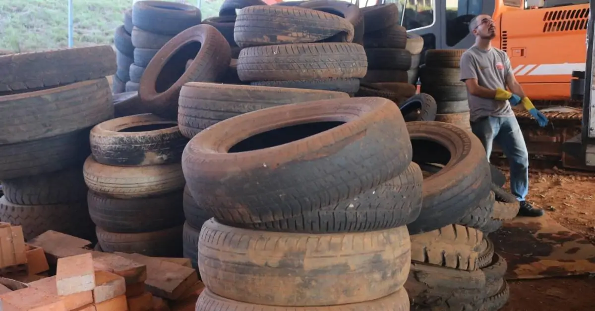 Coleta de pneus usados para reciclagem é promovida em Cedro