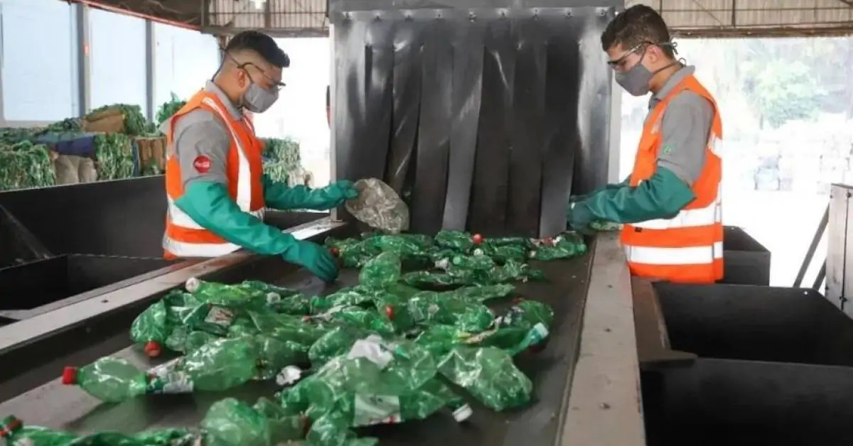Com apoio da Coca-Cola e gestão da ANCAT, programa Reciclar pelo Brasil alcança a marca de 550 mil toneladas recicladas