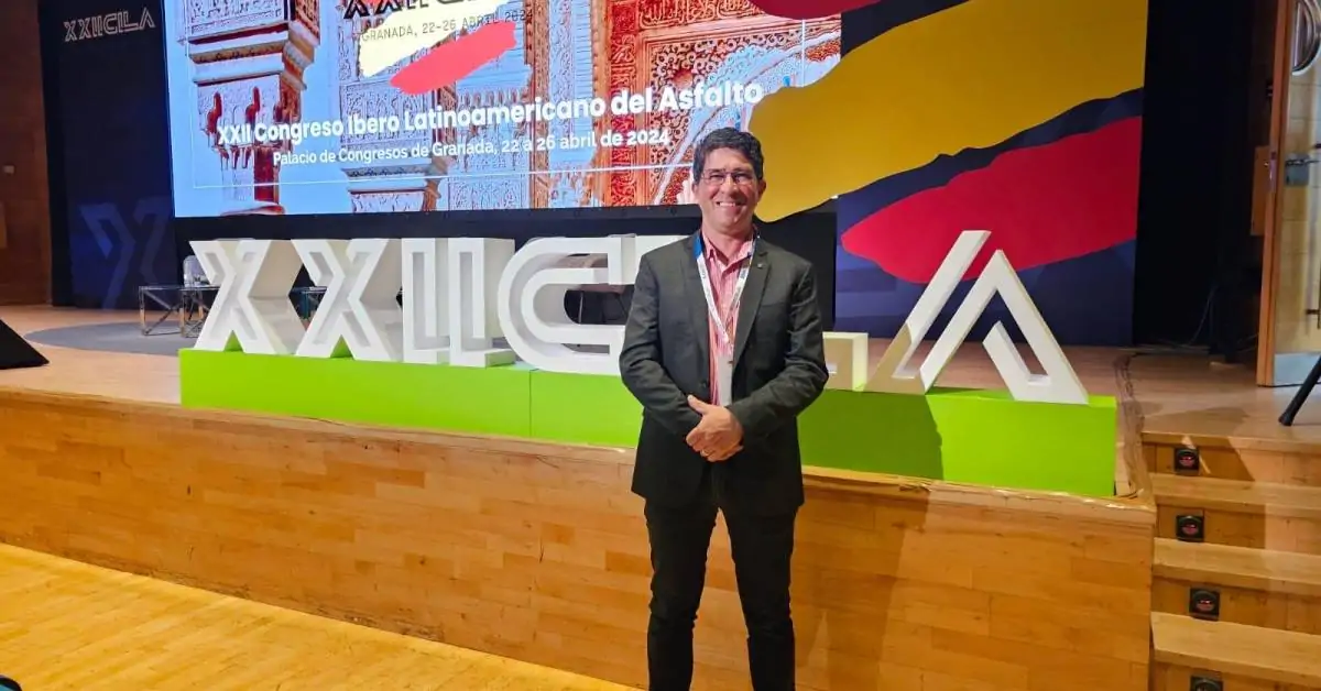 Consultor brasileiro apresenta pesquisa sobre tecnologia de Asfalto-Borracha