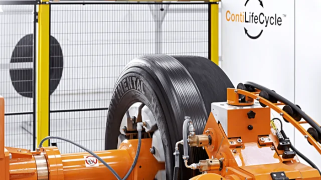 Continental relembra 120 anos de ação na reforma de pneus, caminhões e ônibus