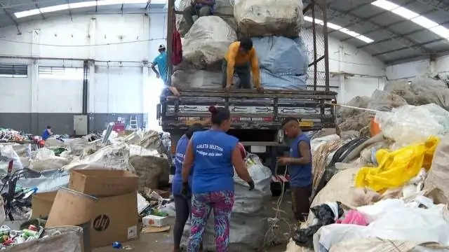 Contrato muda e cooperativa de reciclagem está sem pagamento há três meses em São Carlos