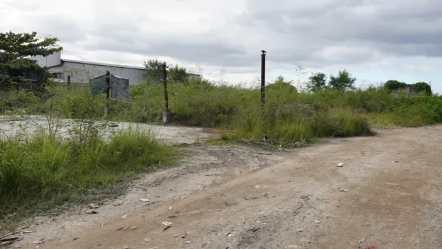 Década jogada no lixo: Polo de reciclagem de gramacho para na 1ª fase do projeto e atende menos de 40 catadores