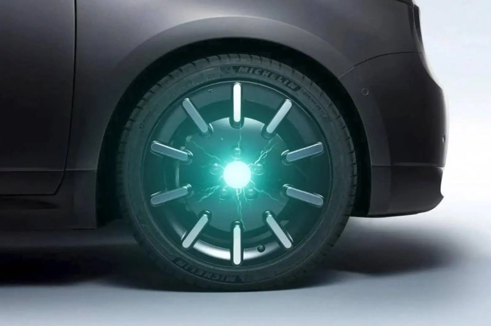 Desgaste elevado do pneu assusta donos de carro elétricos