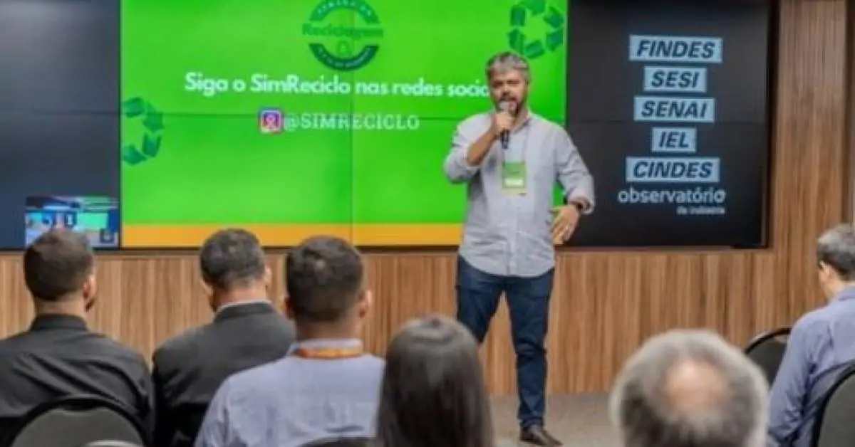 Economia circular e IA são temas no principal evento sobre reciclagem no ES