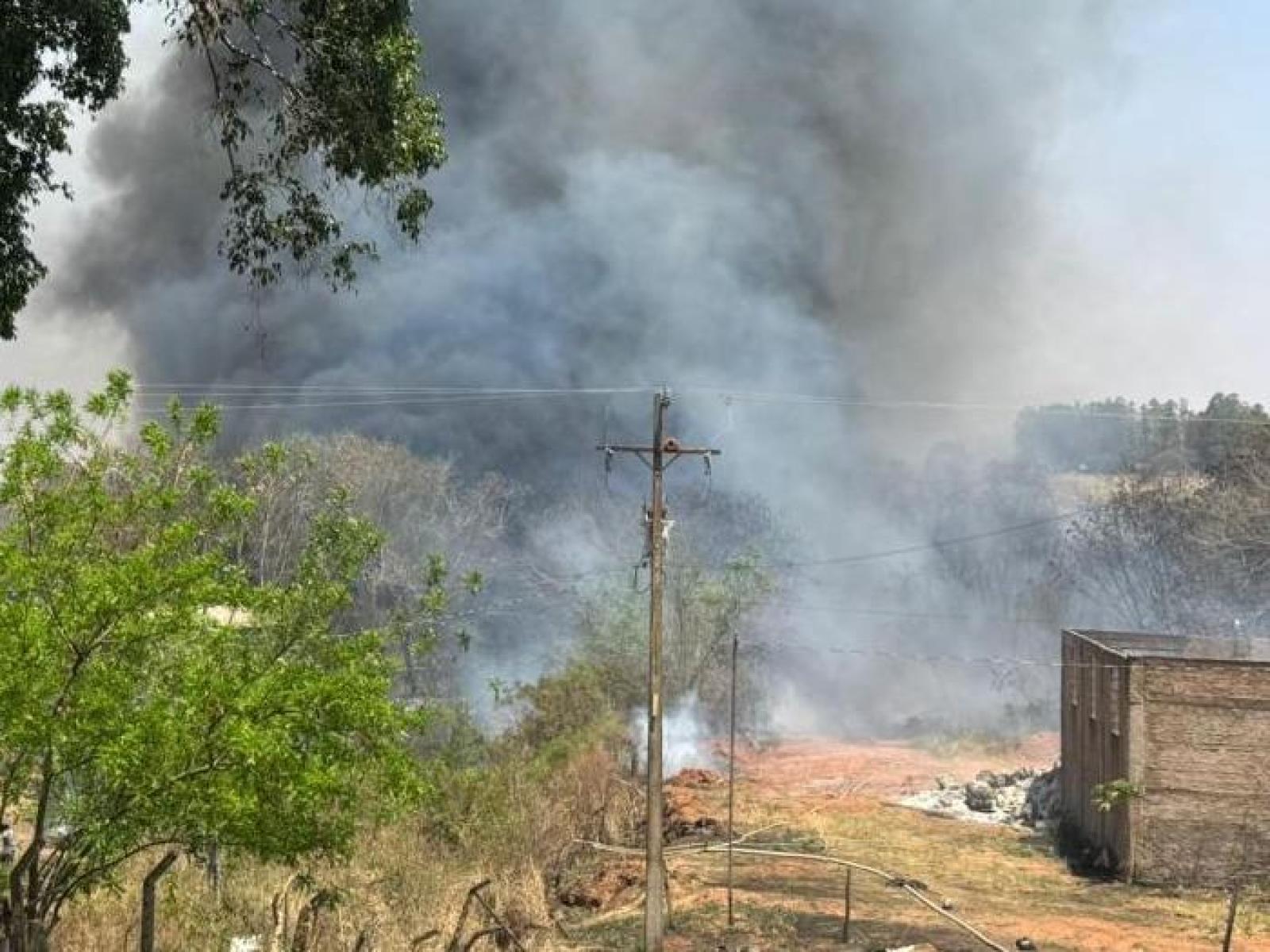 Empresário morre após incêndio destruir barracão de reciclagem em Presidente Venceslau Empresário morre após incêndio destruir barracão de reciclagem em Presidente Venceslau