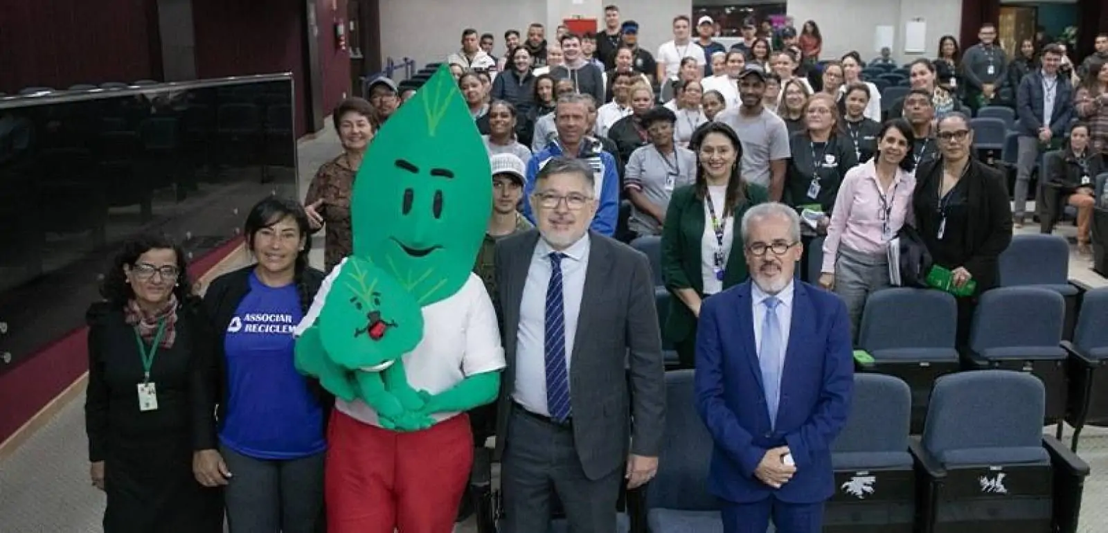 Evento de Sustentabilidade tira dúvidas de colaboradores sobre reciclagem