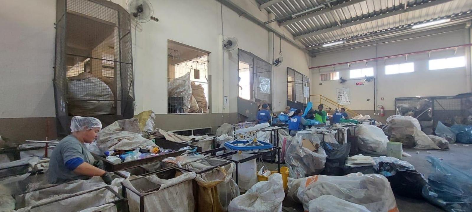 Falta de educação ambiental atrasa metas de reciclagem