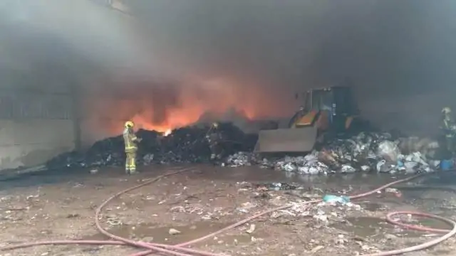Incêndio atinge associação de reciclagem em Caxias do Sul