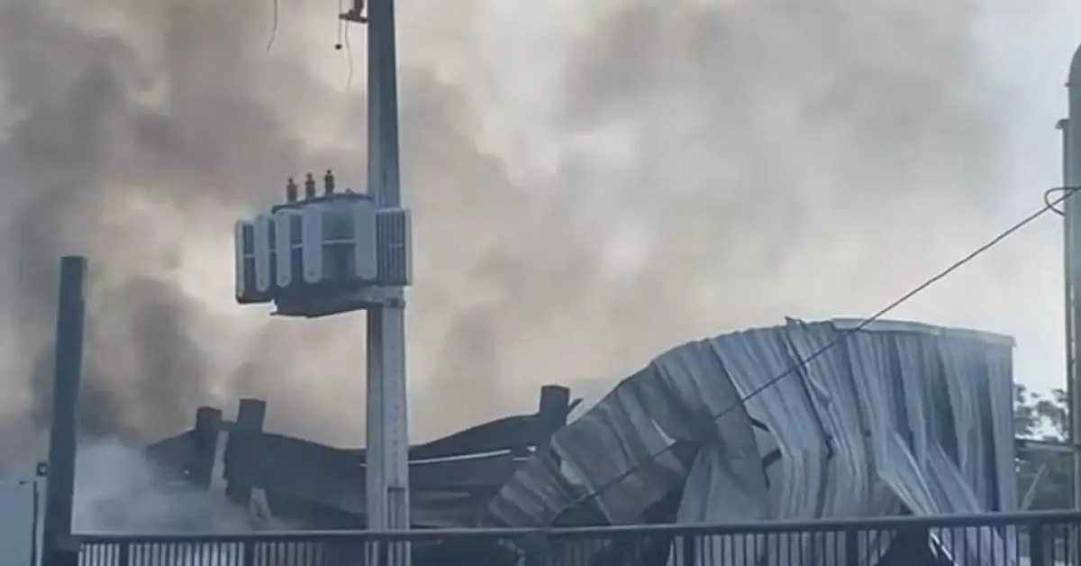 Incêndio atinge empresa de reciclagem na Zona Leste de Manaus