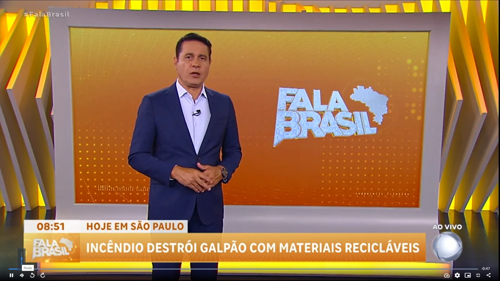 Incêndio atinge usina de reciclagem na região metropolitana de SP