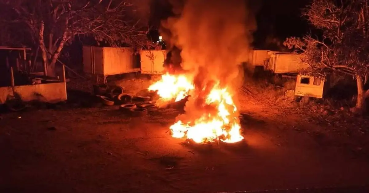 Incêndio é registrado em depósito de pneus pela terceira vez em 4 meses