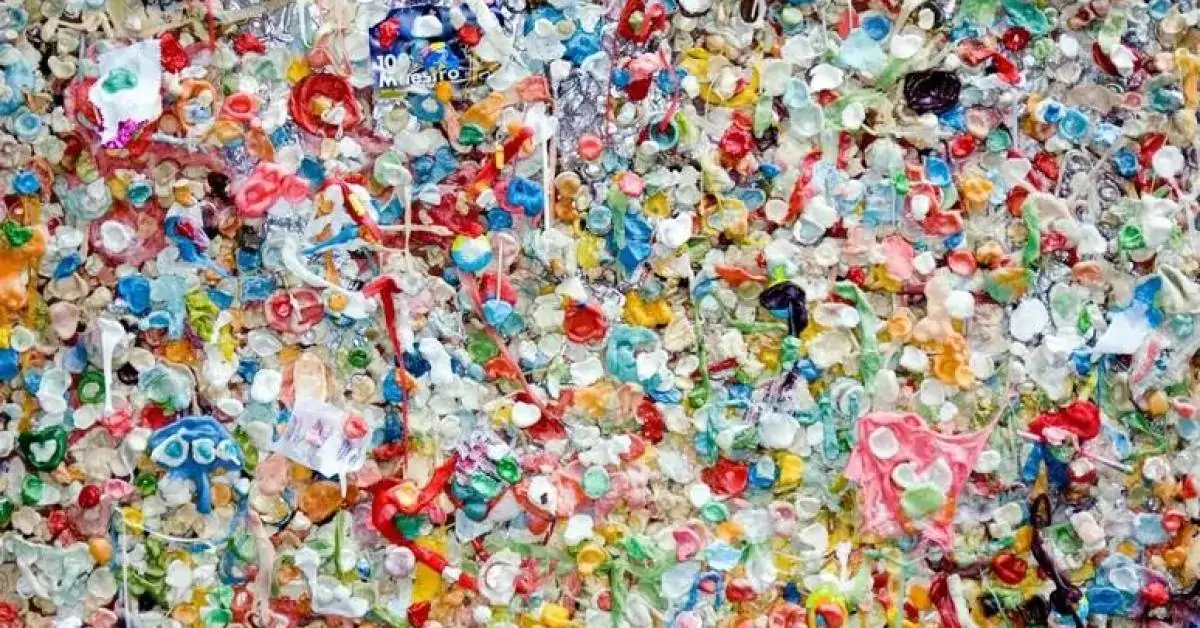 Indústria do plástico engana público sobre reciclagem há mais de 30 anos, revela estudo