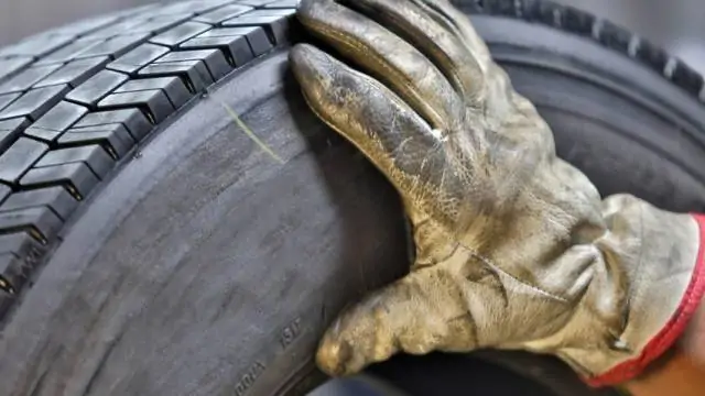 Indústria na Grande Curitiba fabrica 18 mil pneus por dia