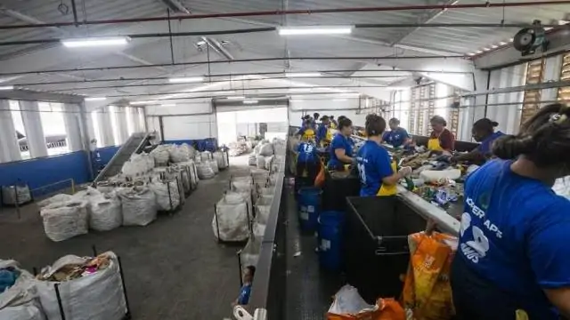 Já pensou em ganhar crédito pelo material que você envia para reciclagem? Sim, isso existe