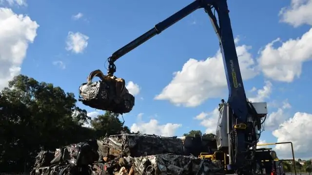 Leilão do Detran-PR com mais de 17 mil veículos para reciclagem acontece na quinta