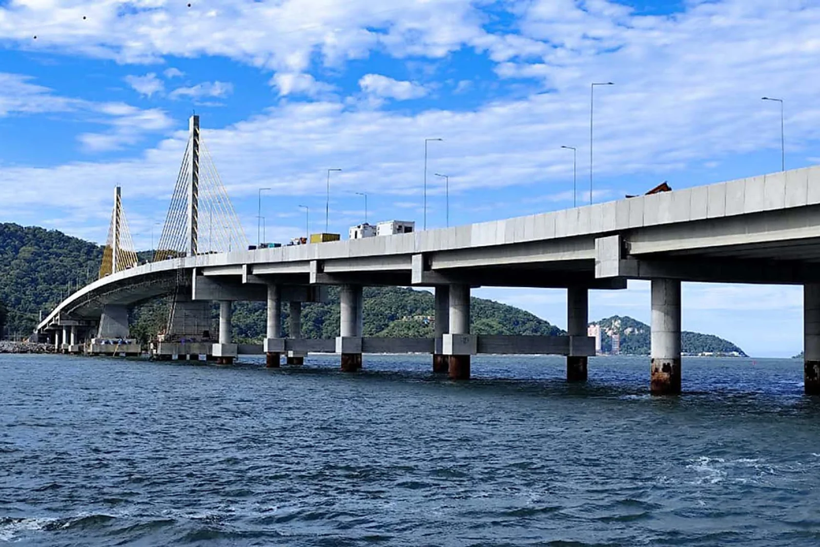 Mais do que conectar cidades, ponte de Guaratuba liga meio ambiente à cidadania