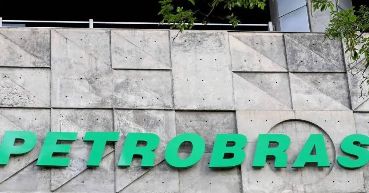 Petrobras começa a produzir em larga escala asfalto com conteúdo renovável