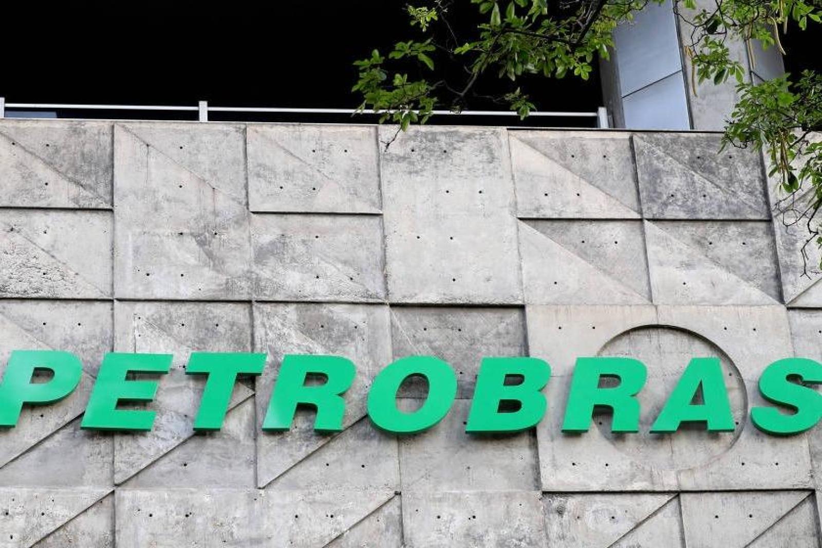 Petrobras começa a produzir em larga escala asfalto com conteúdo renovável Petrobras começa a produzir em larga escala asfalto com conteúdo renovável