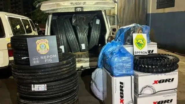 PF e BPFRON localizam depósito de pneus contrabandeados