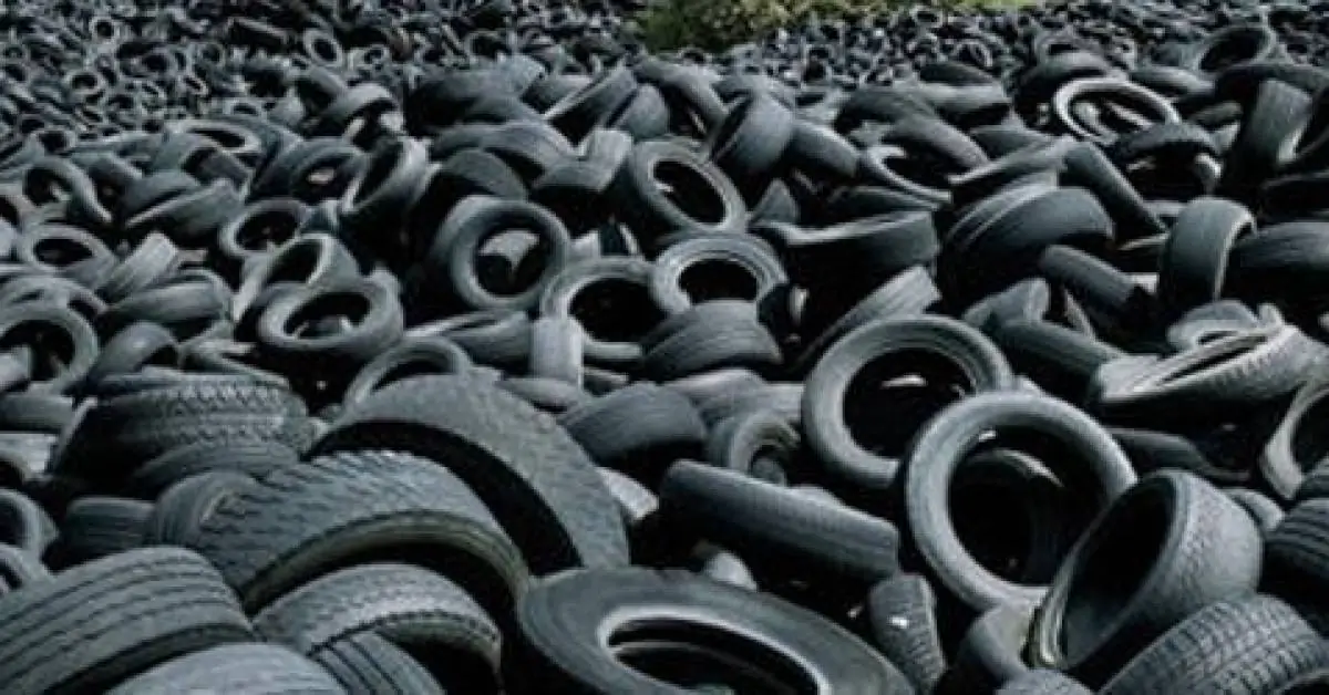 Pneu e Entulho: produção, descarte e reciclagem