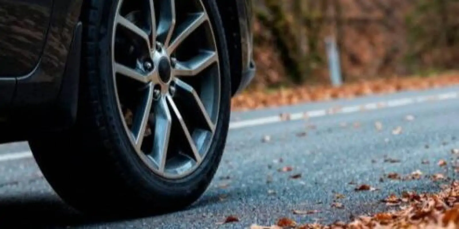 Pneu infinito? Moda nas redes sociais pode virar armadilha mortal no trânsito; entenda