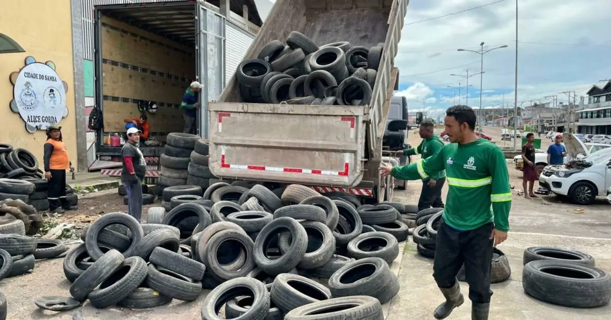 Prefeitura de Macapá realiza ação de recolhimento de pneus usados em borracharias da cidade para evitar o descarte irregular