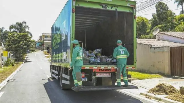 Processo de reciclagem começa com descarte correto de resíduos