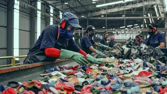 Promotor visita cooperativa de reciclagem em Ourinhos para embasar atuação do GAEMA