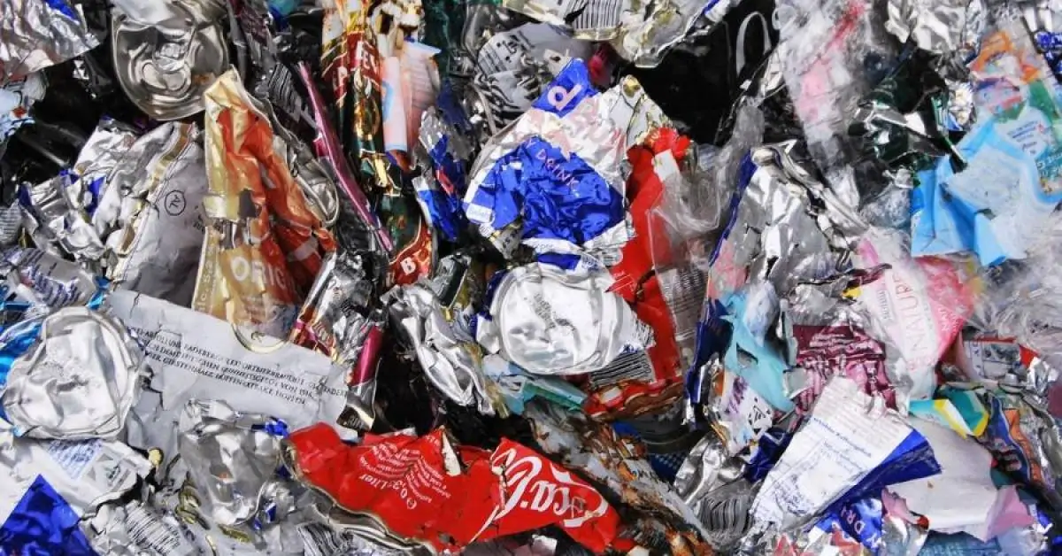 Reciclagem de resíduos chega a 8% no Brasil com trabalho informal, aponta estudo