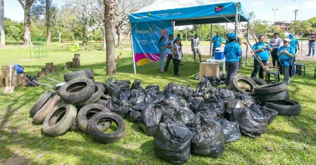 Reciclagem solidária retira 302 kg de resíduos sólidos no Parque Chico Mendes