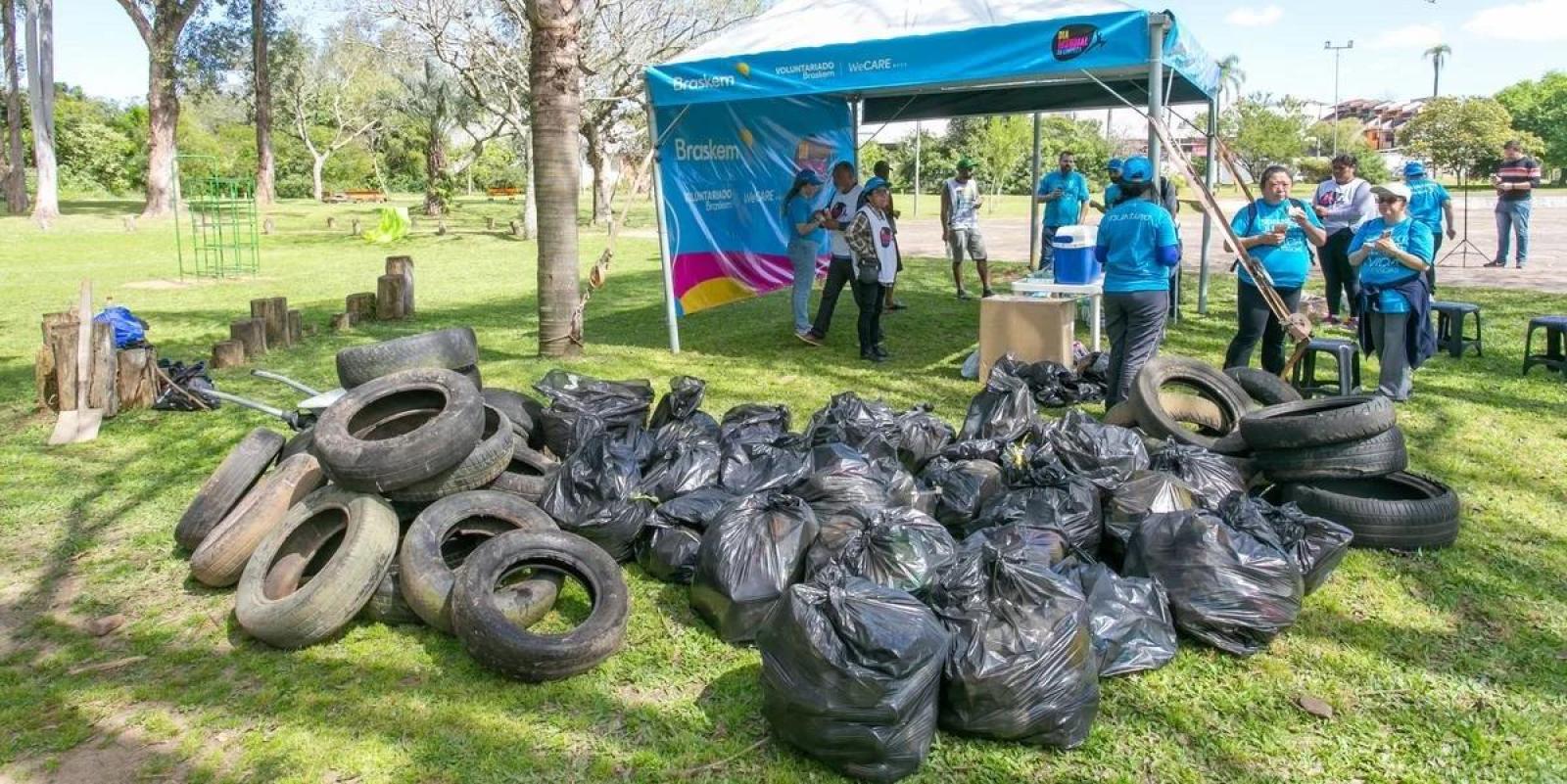 Reciclagem solidária retira 302 kg de resíduos sólidos no Parque Chico Mendes