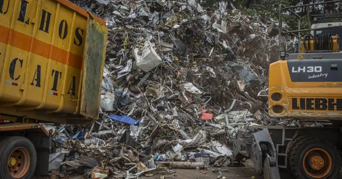 Reciclagem vive crise inédita no Brasil quase 14 anos após política nacional