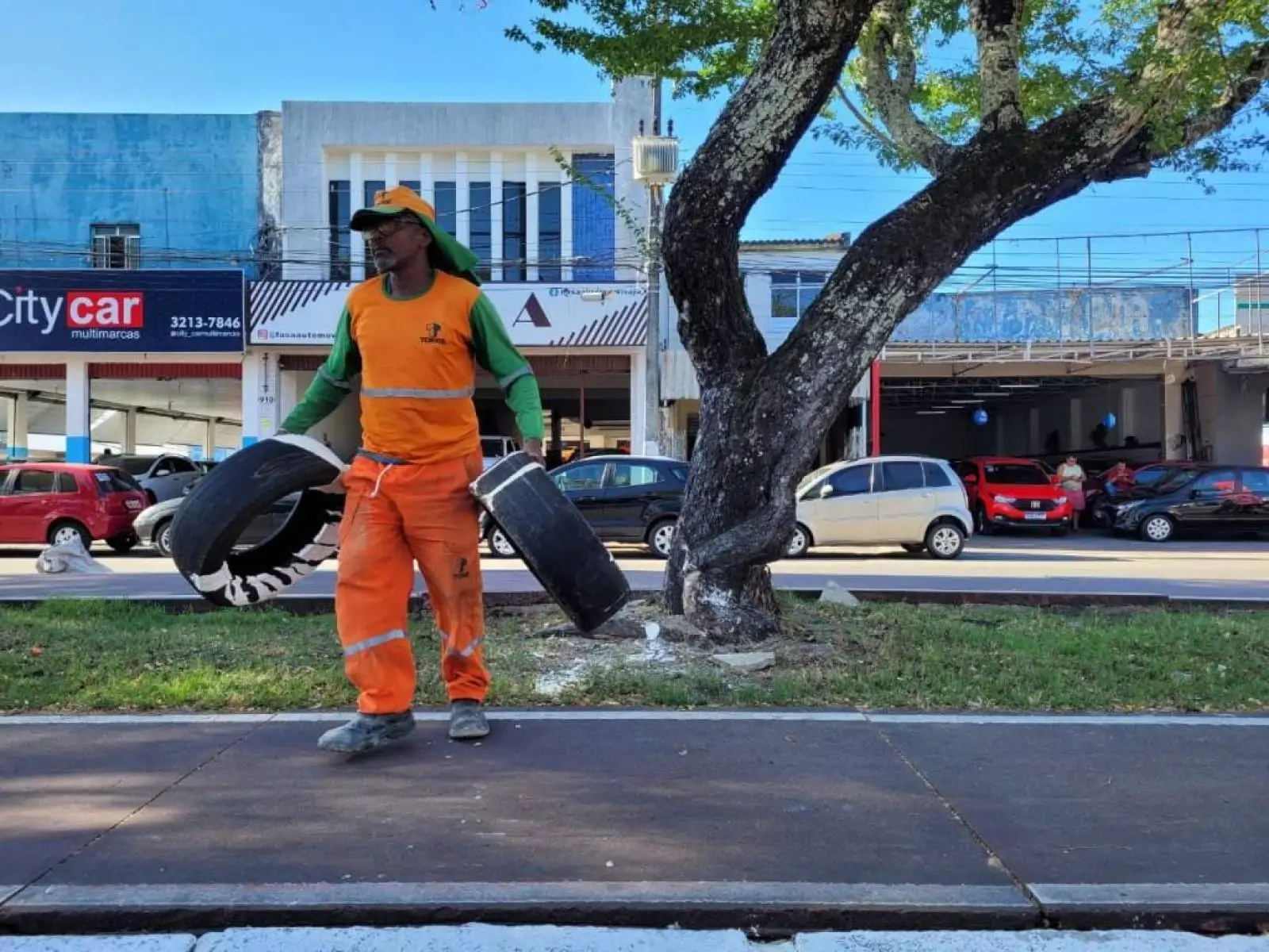 Recolhimento de pneus auxilia no combate ao descarte irregular e promoção à saúde
