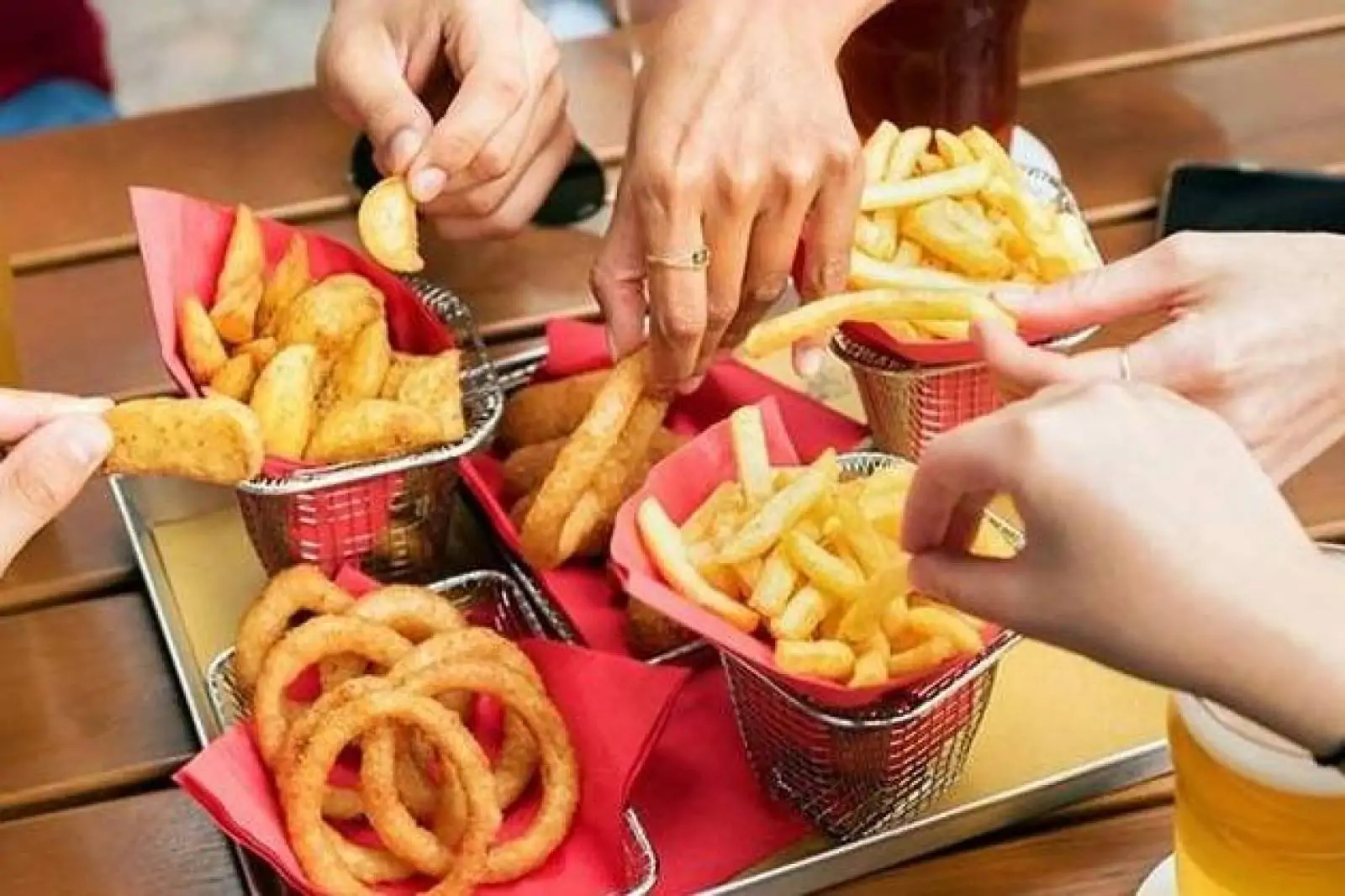 Renovação de alvará passa a exigir certificado de reciclagem para bares e restaurantes