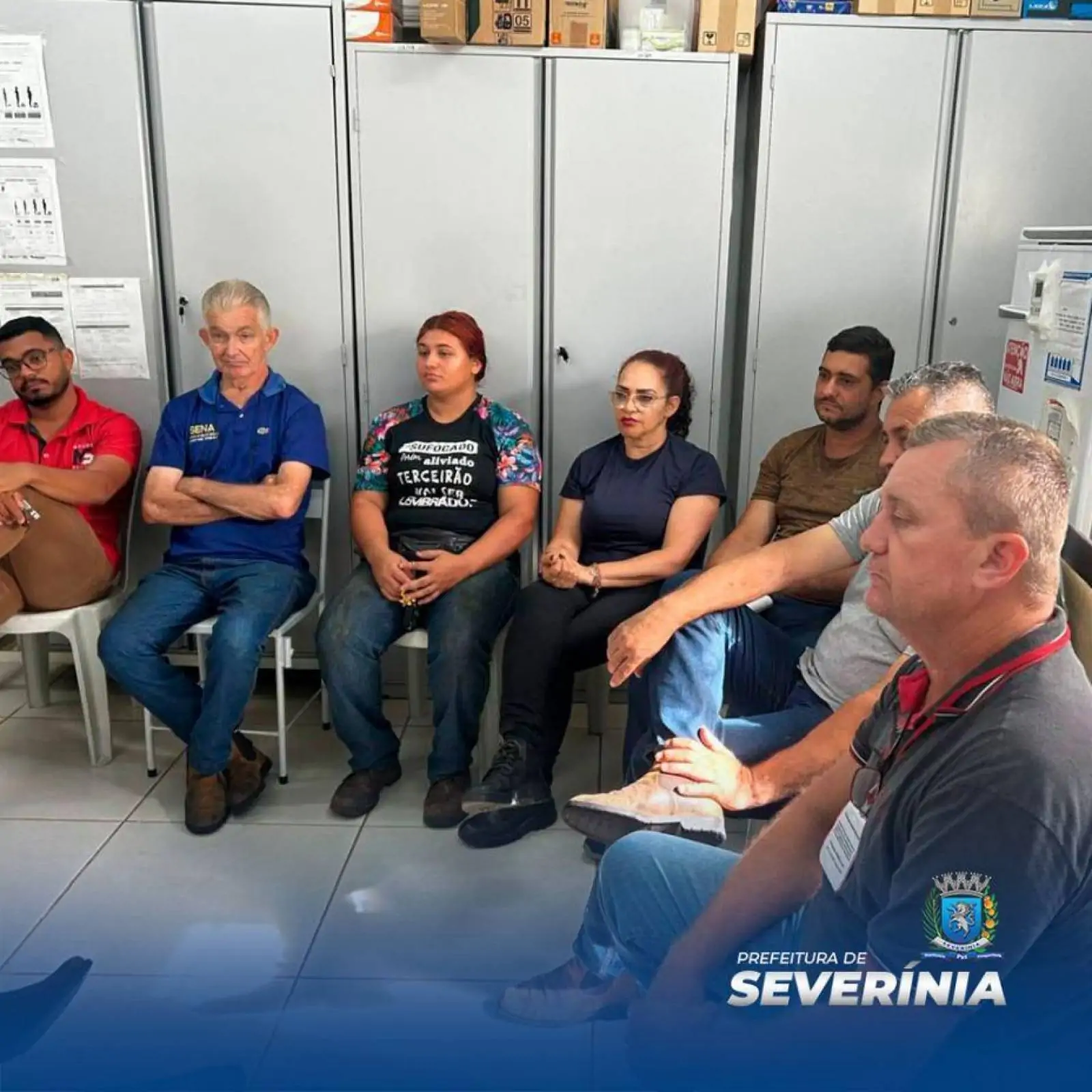 Reunião com empresários de pneus no município.