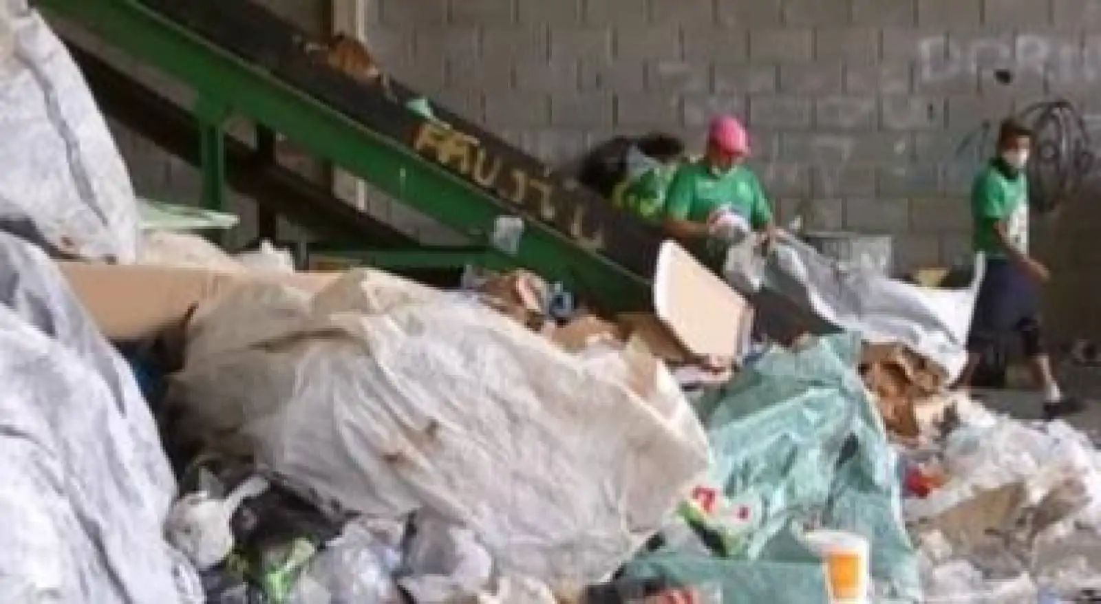 Setor de reciclagem enfrenta crise e coleta seletiva diminui em Sorocaba: 'Ciclo difícil de romper', diz presidente de cooperativa