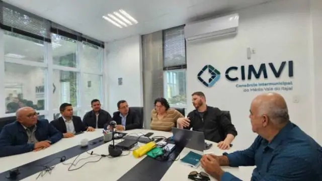 Técnicos do Iaepi, prefeitos e secretários municipais visitam usinas de reciclagem de lixo em Santa Catarina