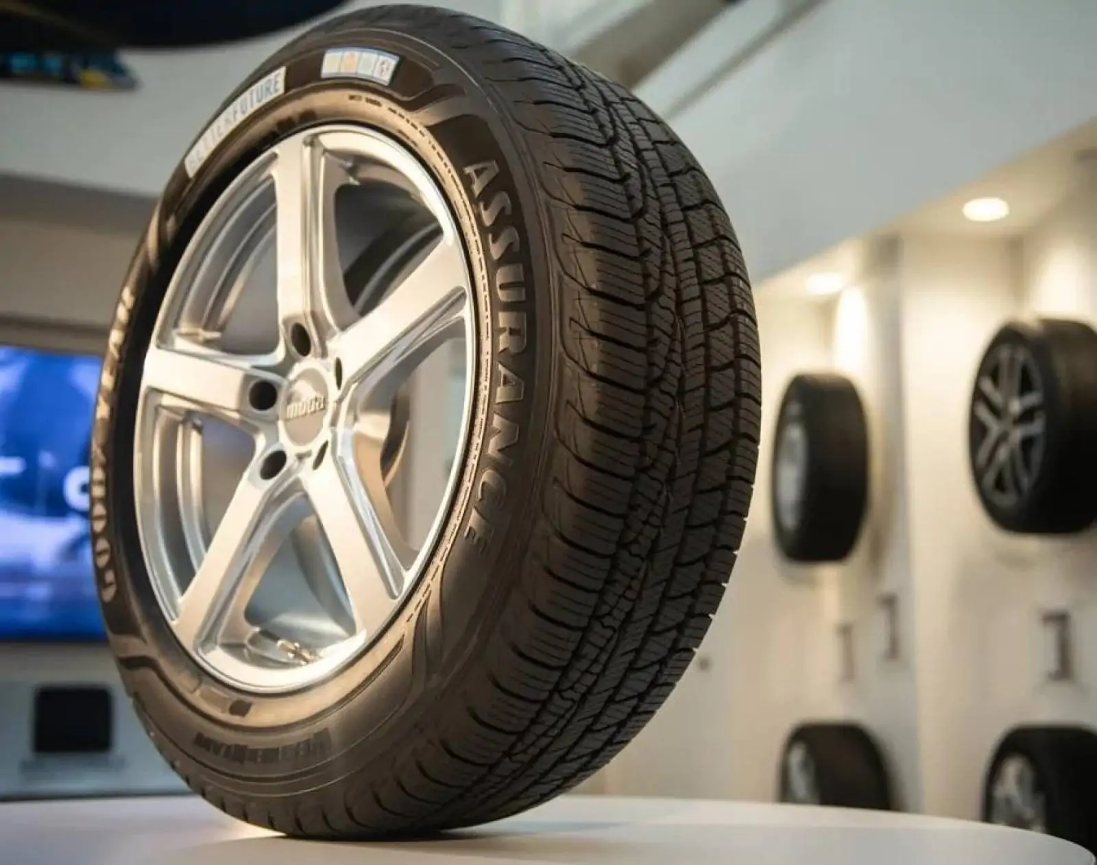 Tudo o que você precisa saber antes de comprar pneus novos para o seu carro