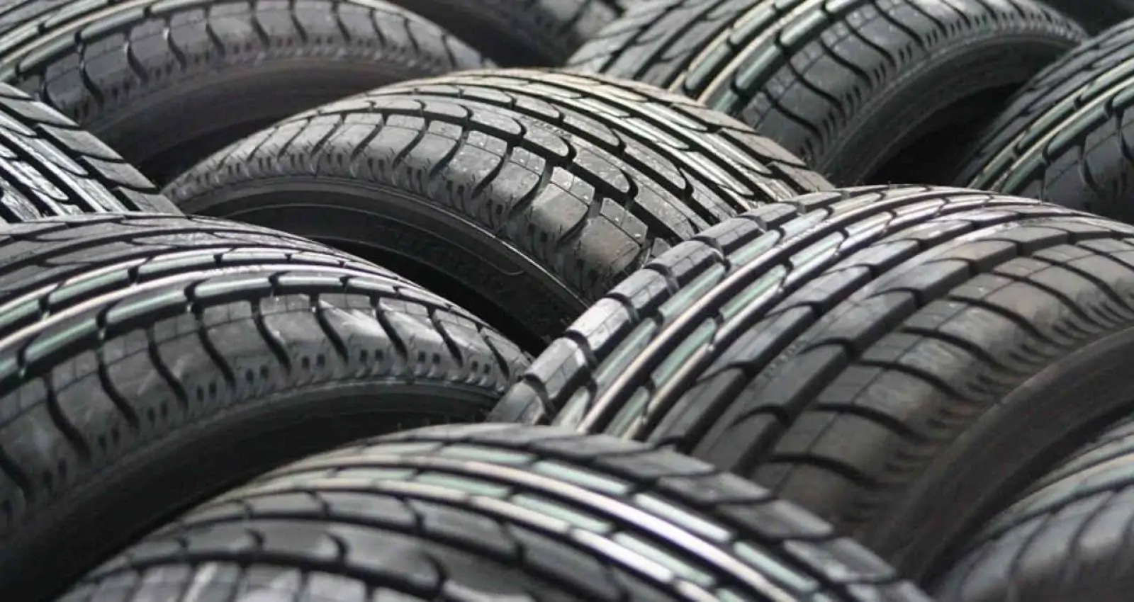 Venda de pneus despenca em dezembro e déficit comercial do setor cresce em 2022